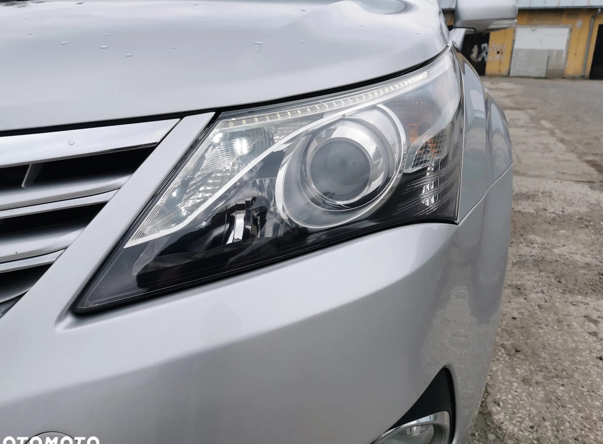 Toyota Avensis cena 39900 przebieg: 228000, rok produkcji 2012 z Łańcut małe 211